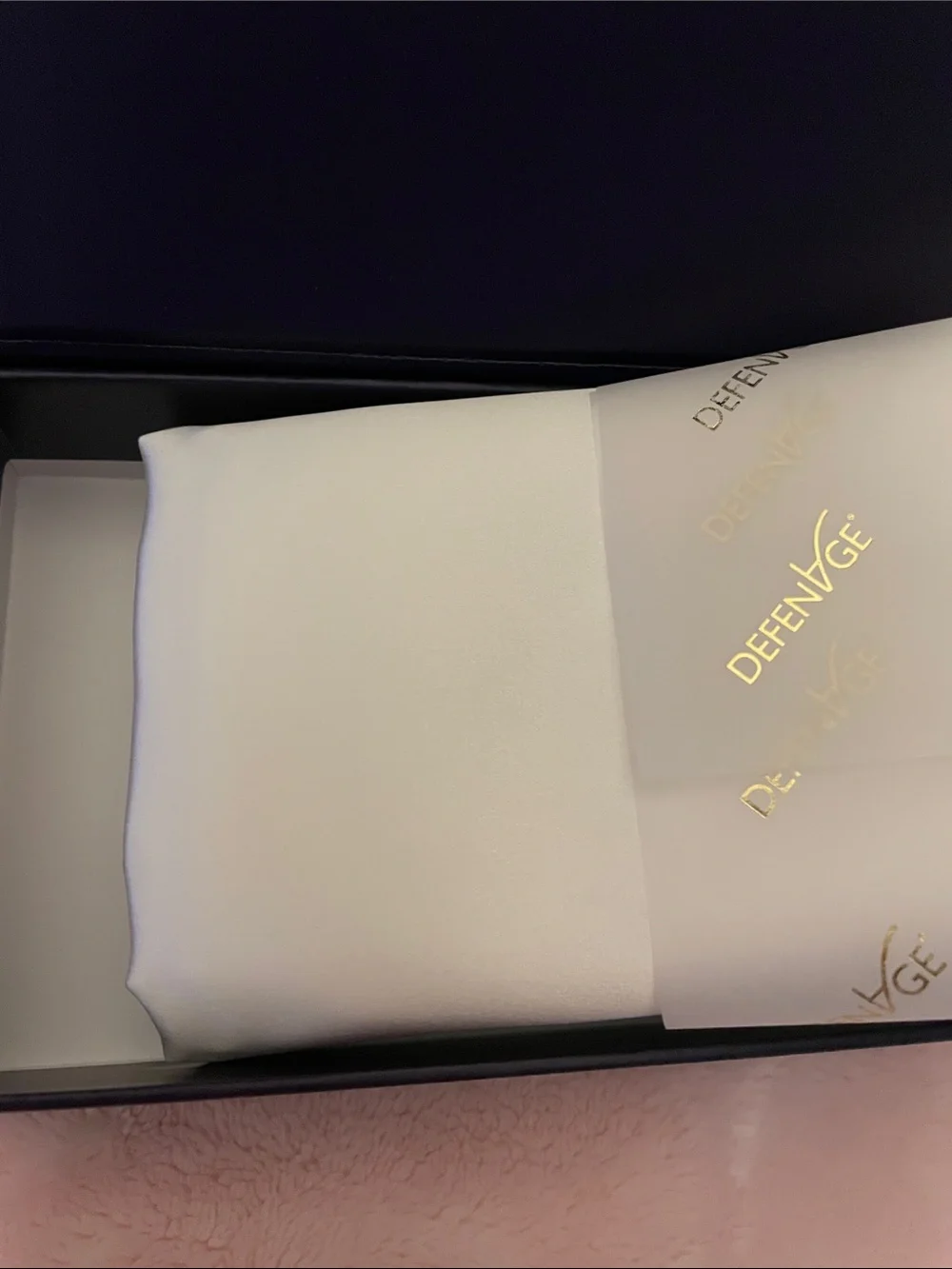 Defenage 100% silk